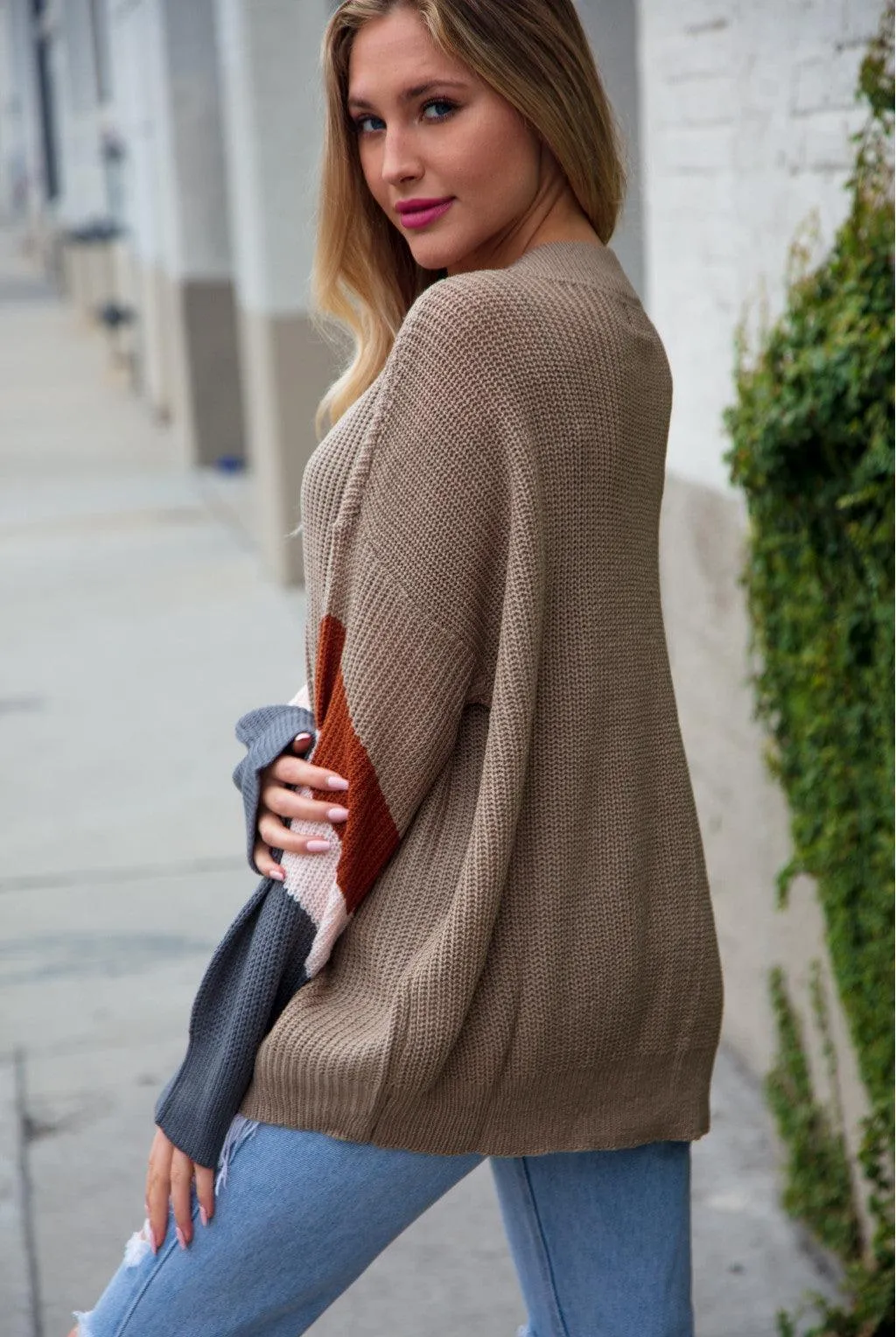 FINAL SALE -  V Neck Color Block Bubble Sleeve Sweater