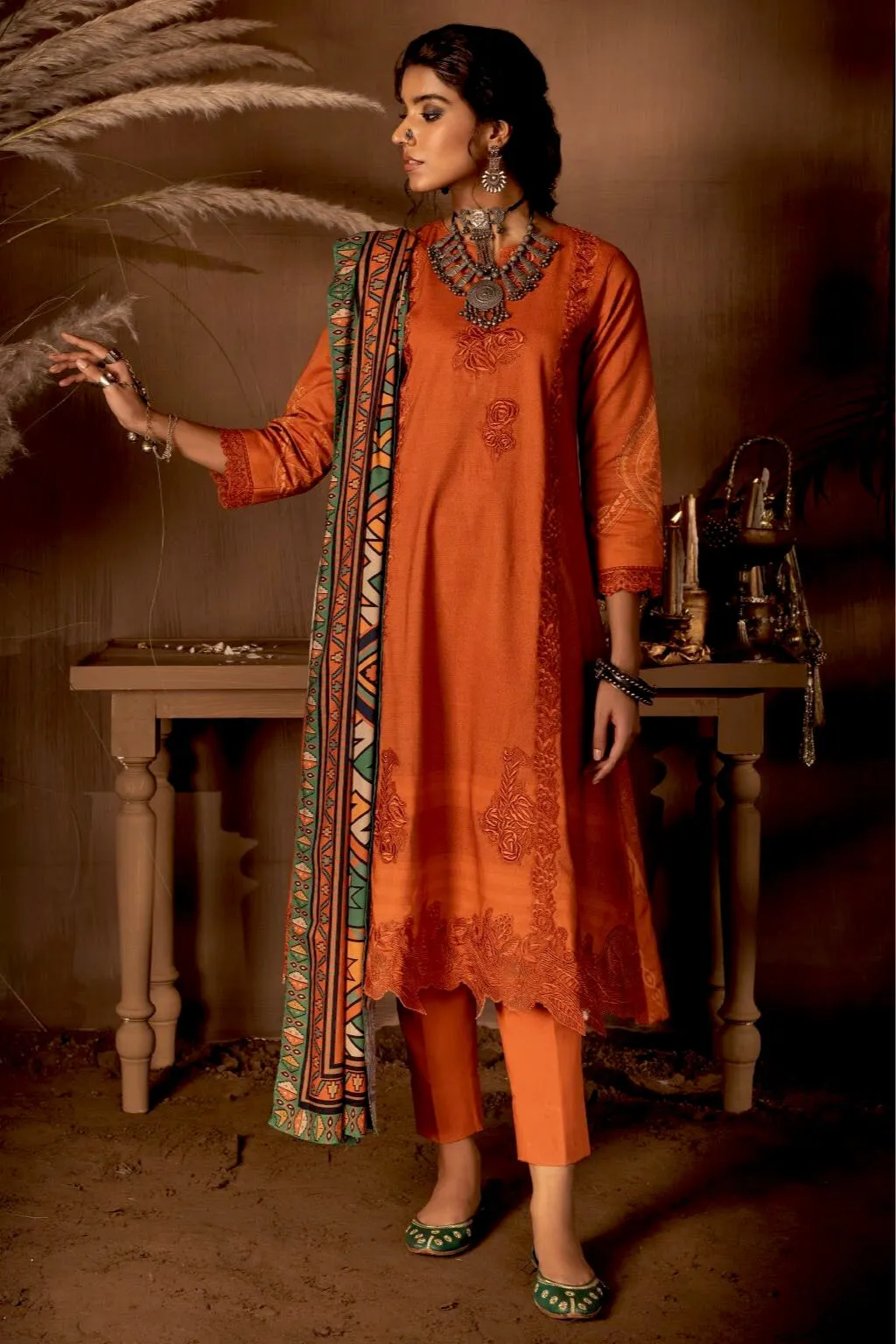 IZNiK Zarafshan Linen Collection '21 – ILC-10 Inara