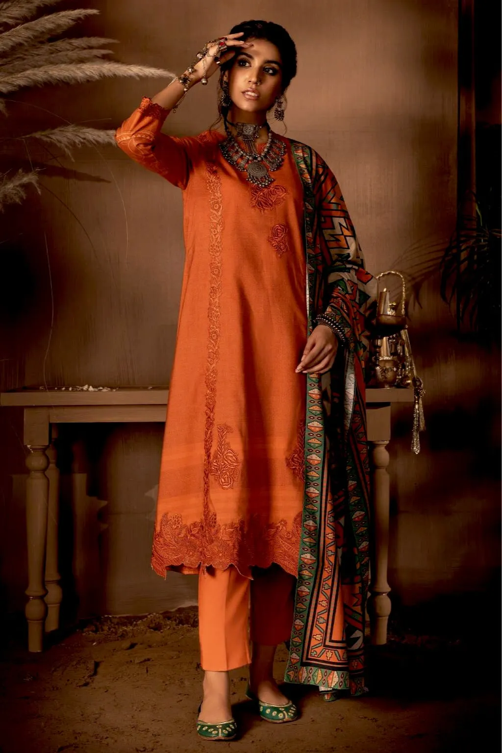 IZNiK Zarafshan Linen Collection '21 – ILC-10 Inara