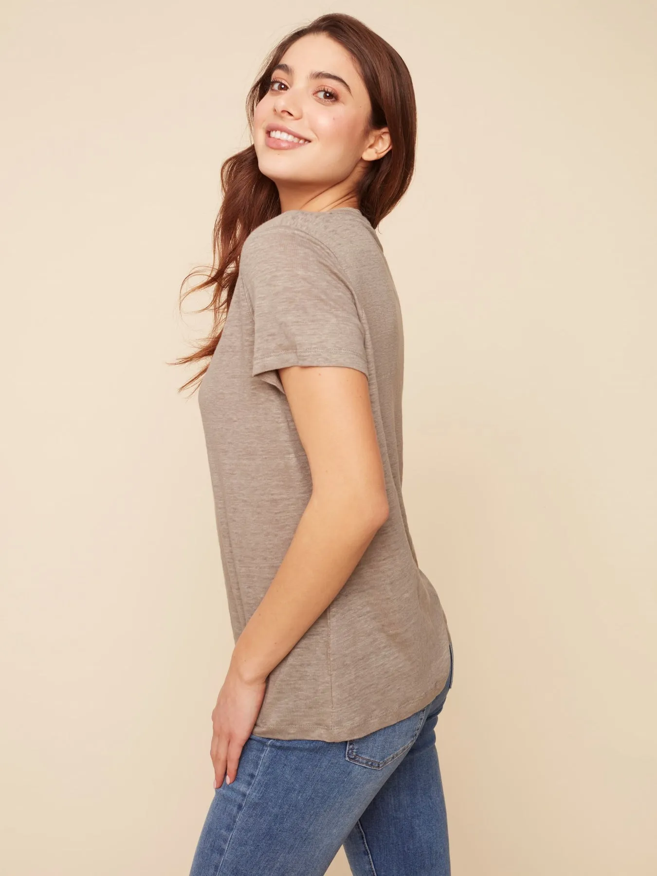 LINEN V-NECK T-SHIRT